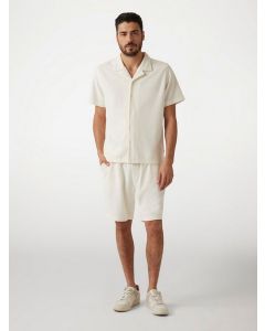 GUESS מכנסיים קצרים לגברים