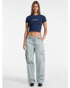 GUESS חולצת טופ קרופ קצרה לנשים