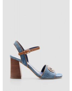 GUESS GANIKA2 סנדלי עקב בלוק לנשים