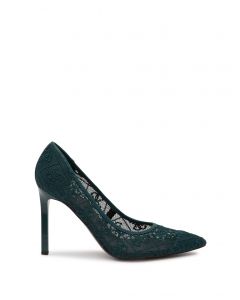 GUESS SEANNAY נעלי עקב עם לוגו