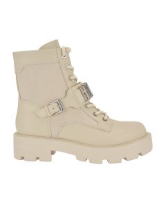 GUESS מגפון נשים בסגנון קומבט עם סמל לוגו