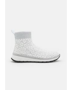 GUESS סניקרס גרב